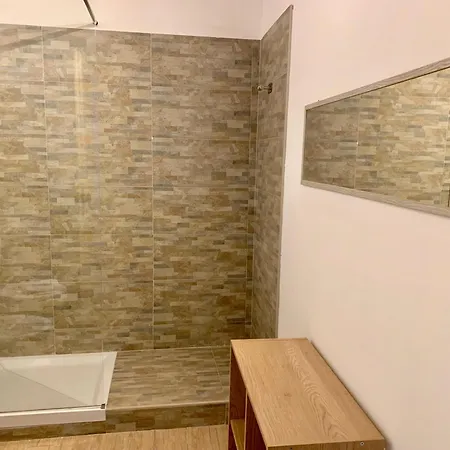 Poncinvs Lägenhet *